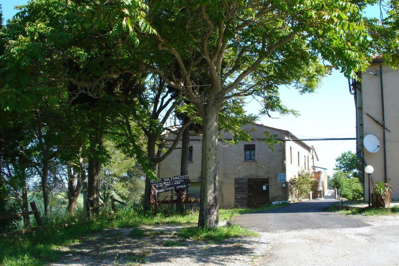 Bed and Breakfast Podere San Francesco Volterra Exterior foto