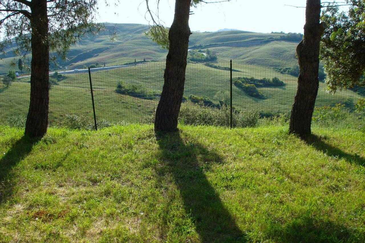 Bed and Breakfast Podere San Francesco Volterra Exterior foto