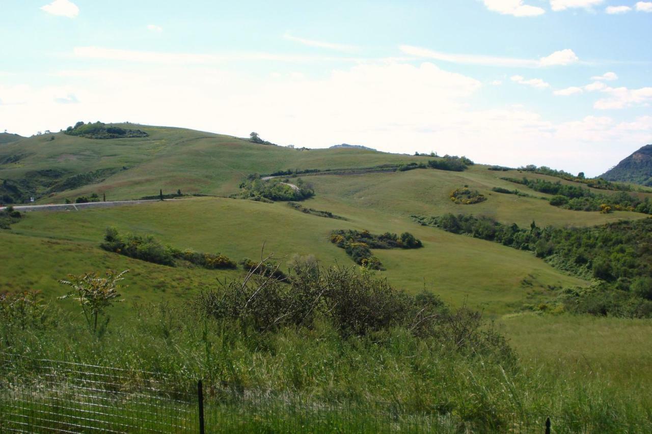 Bed and Breakfast Podere San Francesco Volterra Exterior foto