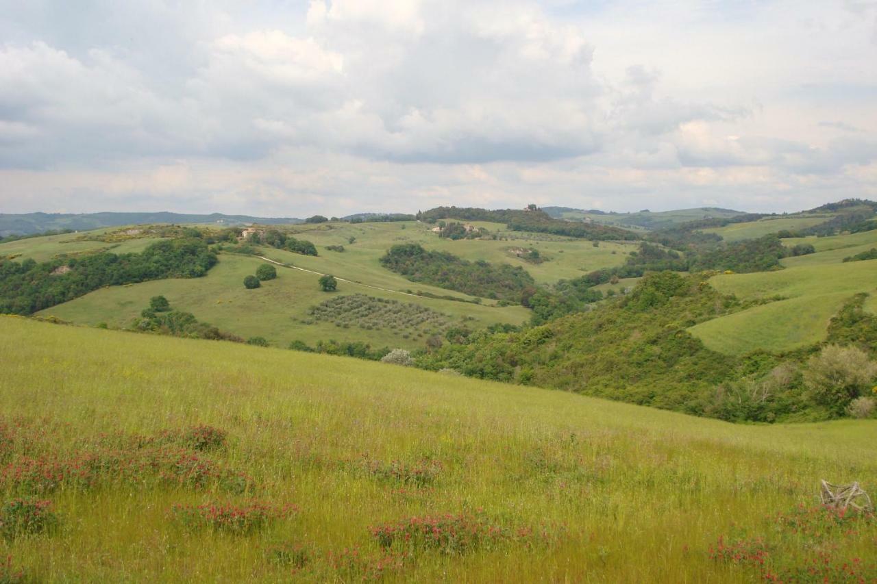 Bed and Breakfast Podere San Francesco Volterra Exterior foto