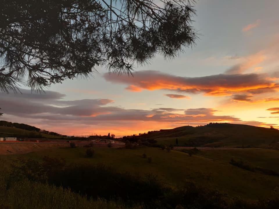 Bed and Breakfast Podere San Francesco Volterra Exterior foto